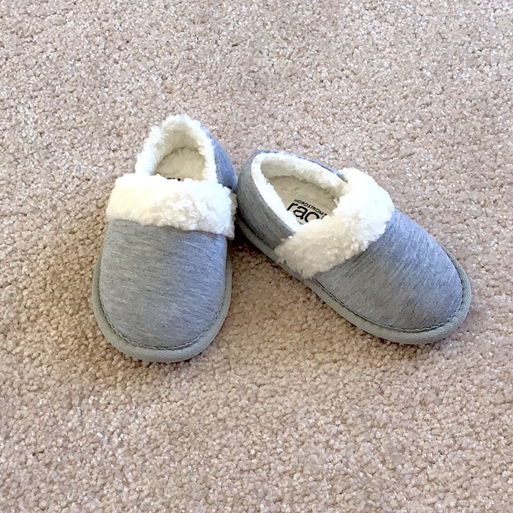 Toddler Slippers NWOT